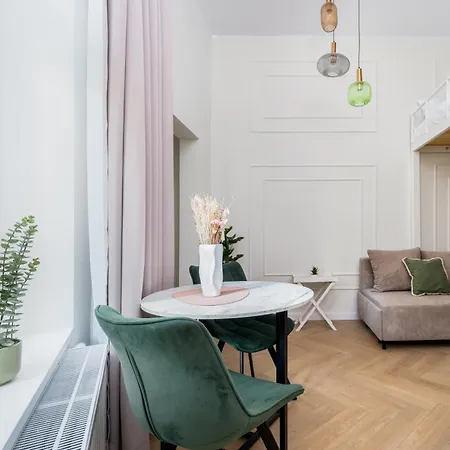 City Centre Deluxe Studio With Mezzanine Krakkó