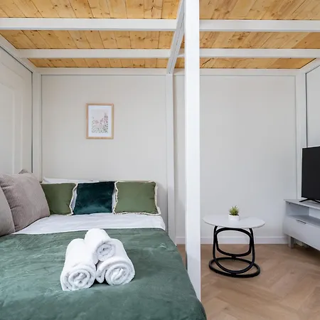 City Centre Deluxe Studio With Mezzanine Krakkó