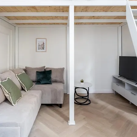 City Centre Deluxe Studio With Mezzanine アパート *